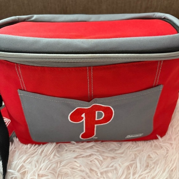 Coleman Philadelphia Phillies Can Halftime Cooler Red MLB Baseball - Picture 2 of 8